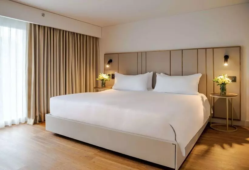 Hotel NH Bogota Pavillon Royal