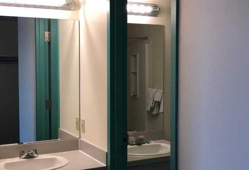 Otel Westwind Motor Inn