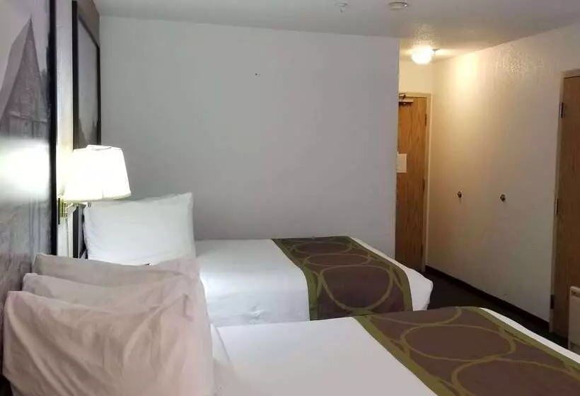 모텔 Super 8 By Wyndham Pincher Creek Ab