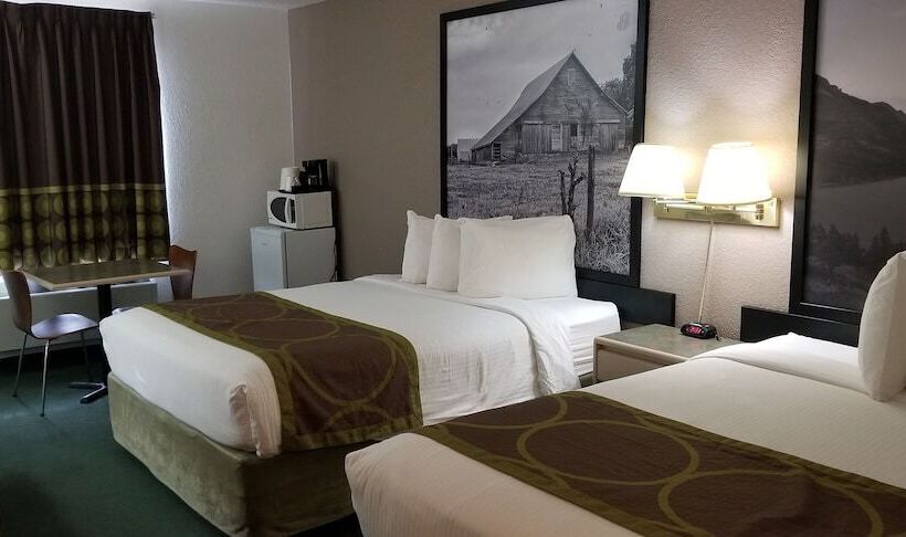 Мотель Super 8 By Wyndham Pincher Creek Ab