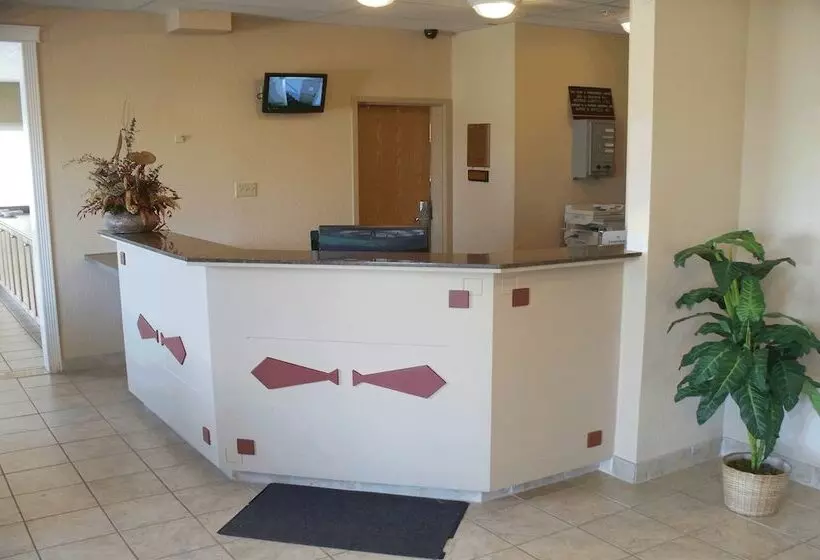 모텔 Super 8 By Wyndham Pincher Creek Ab