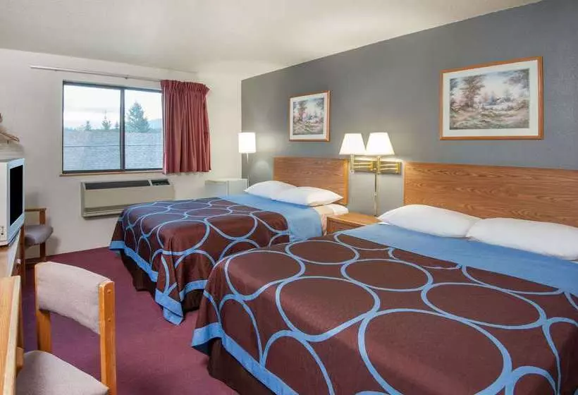 Мотель Super 8 By Wyndham Salmon Arm