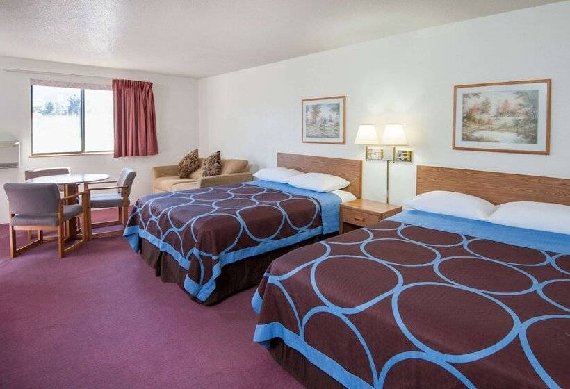 Мотель Super 8 By Wyndham Salmon Arm