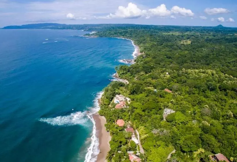 منتجع Tango Mar Beachfront Boutique Hotel & Villas