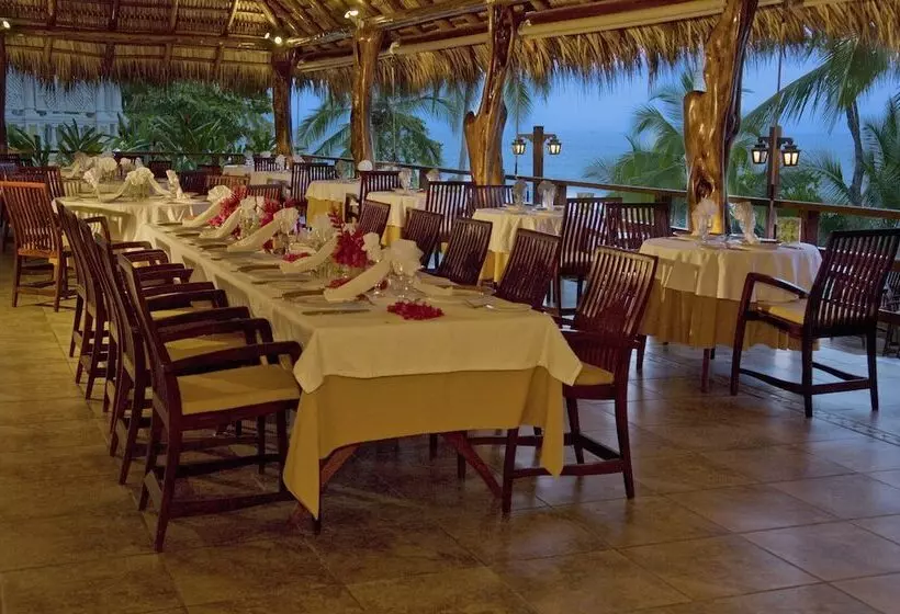 منتجع Tango Mar Beachfront Boutique Hotel & Villas