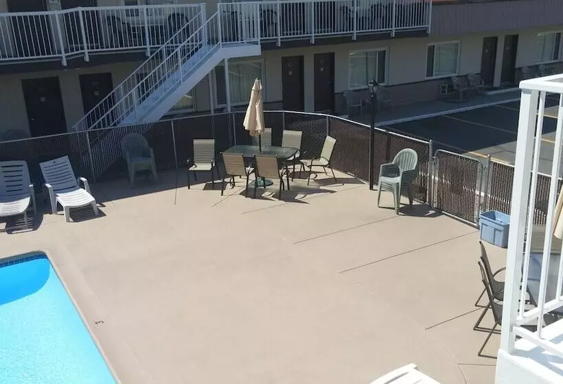 Shoreline Resort Condominiums