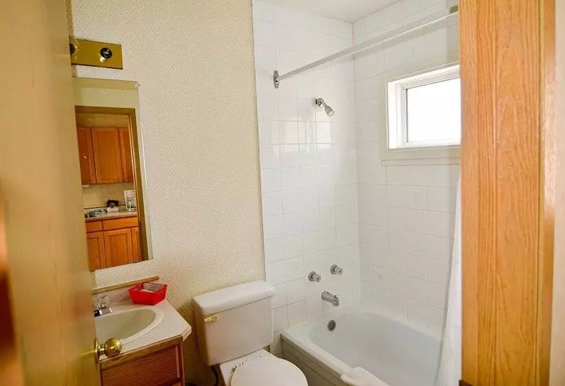 Shoreline Resort Condominiums