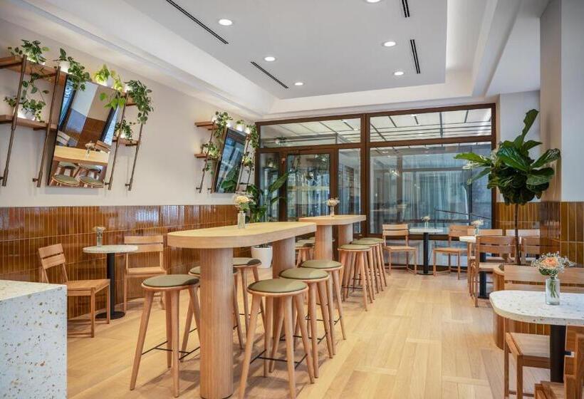 هتل Almanac X Alcron Prague