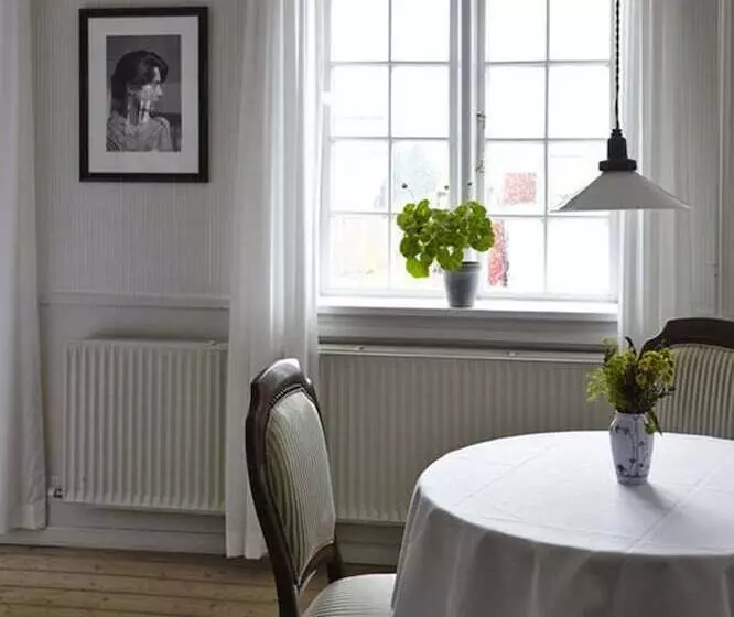 בית מלון כפרי Brøndums