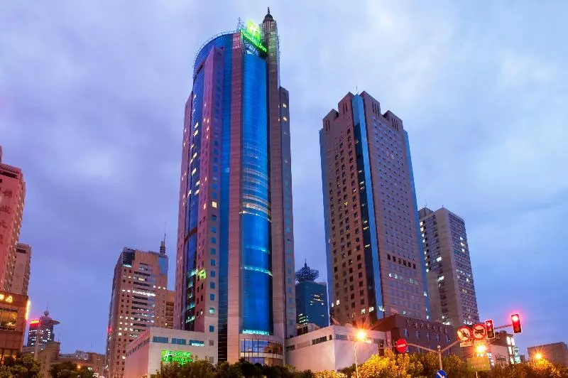 Hotelli Holiday Inn Shanghai Pudong, An Ihg
