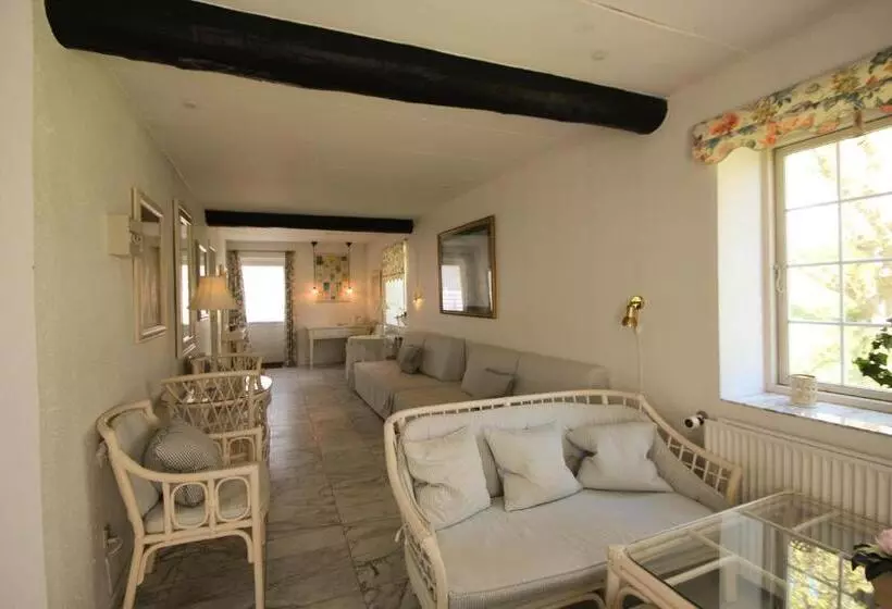 Отель Kokkedal Slots