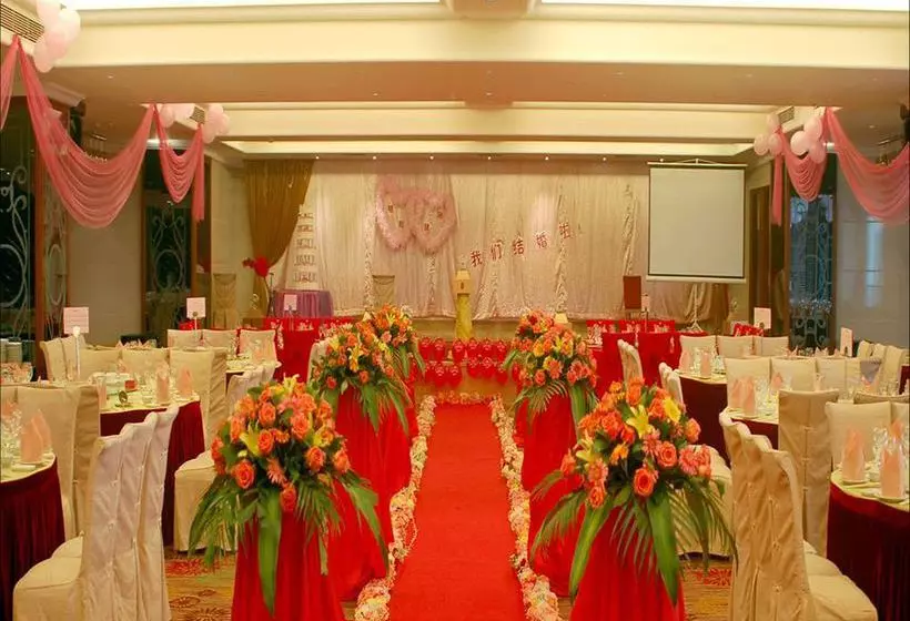 Imperial Traders Hotel 