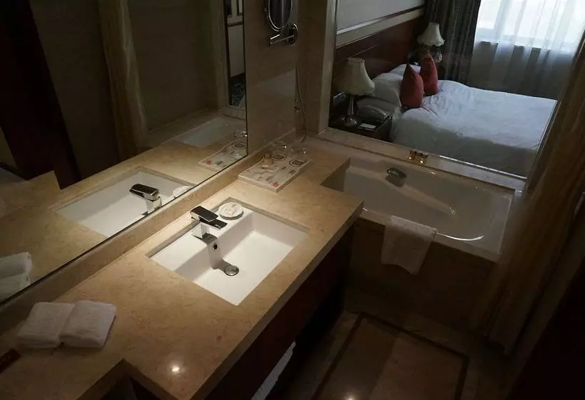 Imperial Traders Hotel 