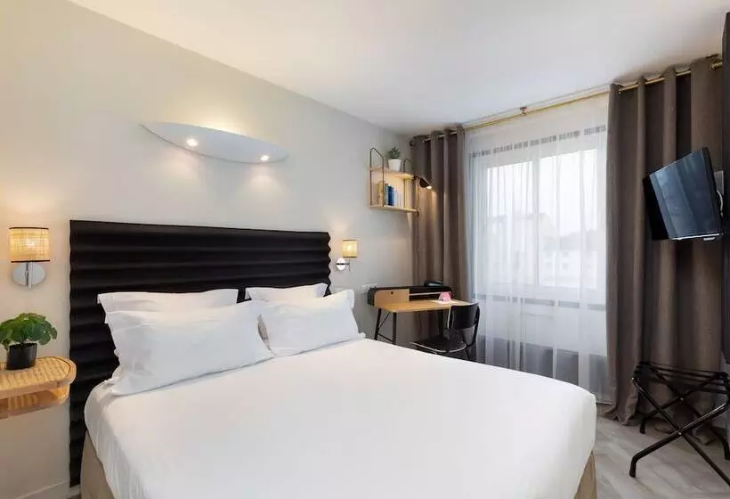 Отель Hôtel Chromatics & Restaurant Hill Club By Happyculture