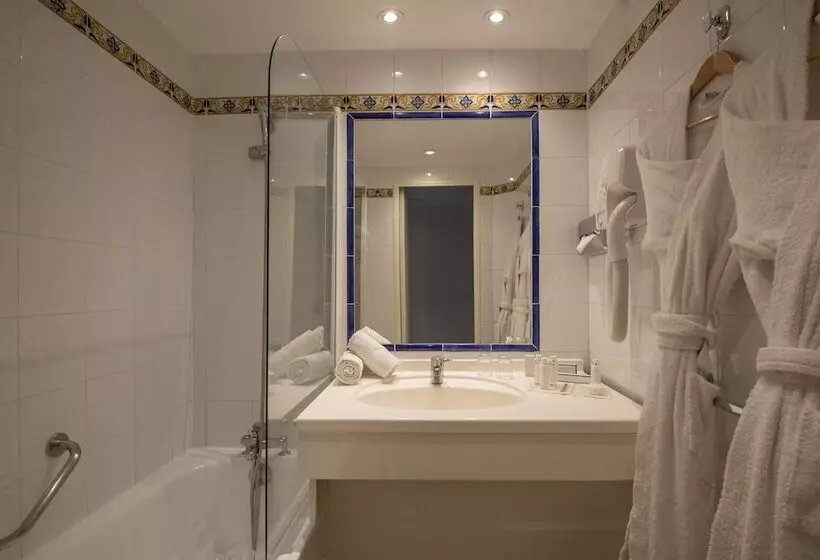 בית מלון כפרי Amarante Cannes