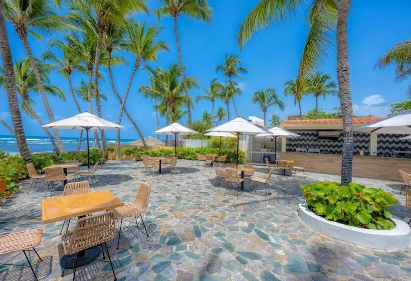 Coral Costa Caribe Beach Resort   All Inclusive