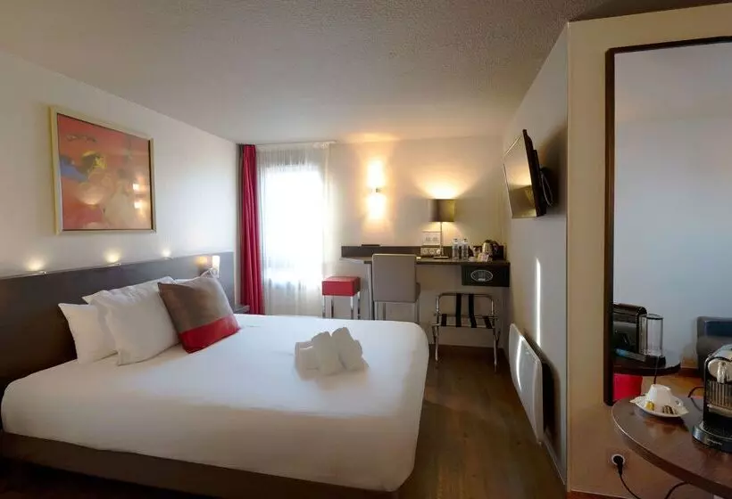 Отель Best Western l'Atelier 117