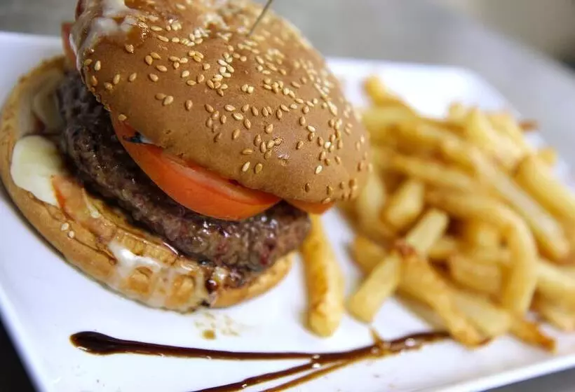 Отель Best Western l'Atelier 117