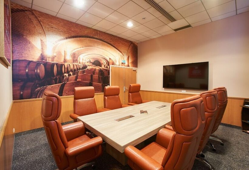 酒店 Best Western Plus Paris Saclay