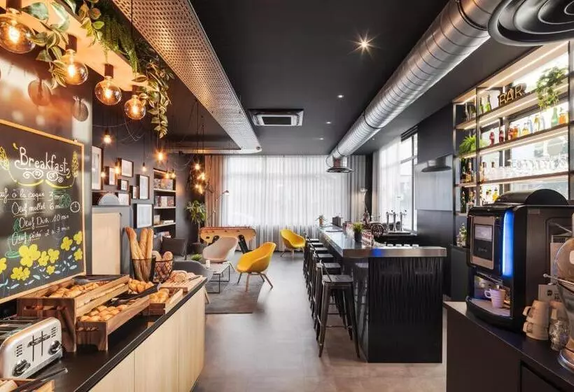 ホテル Campanile Caen Centre  Gare