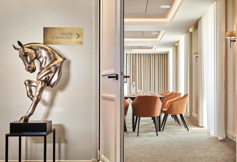 ホテル Chateau Saintjean, Relais & Chateaux