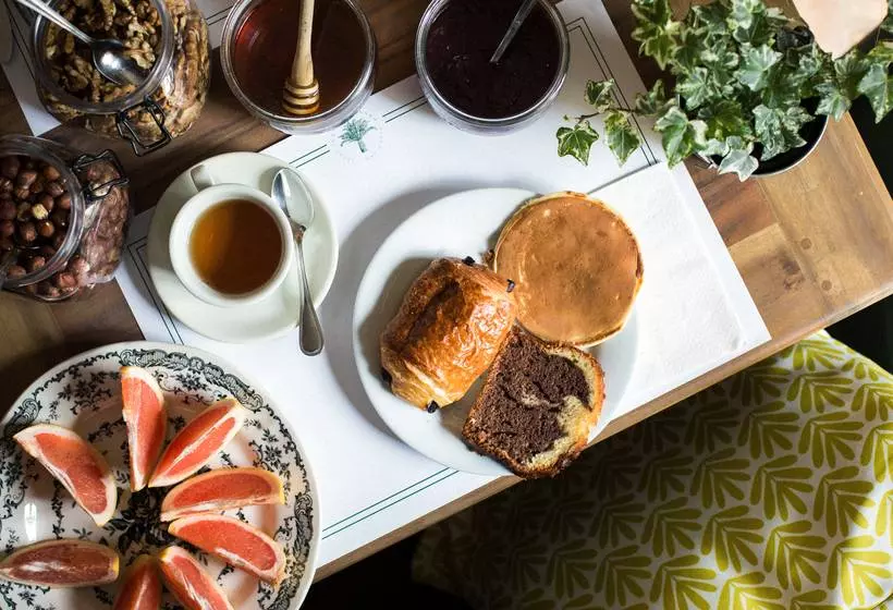 Отель Demeure Castel Brando Hôtel & Spa