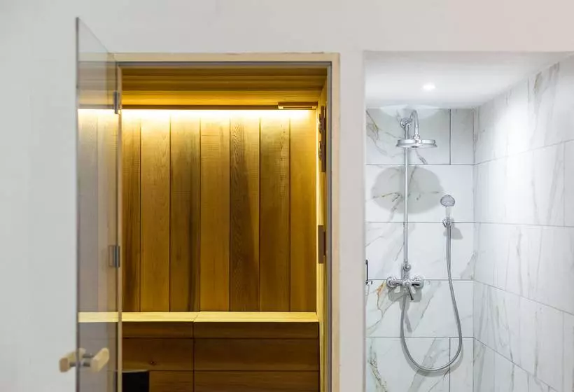 Отель Demeure Castel Brando Hôtel & Spa