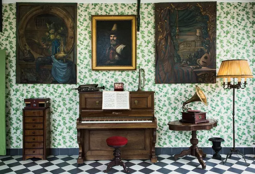 Отель Demeure Castel Brando Hôtel & Spa