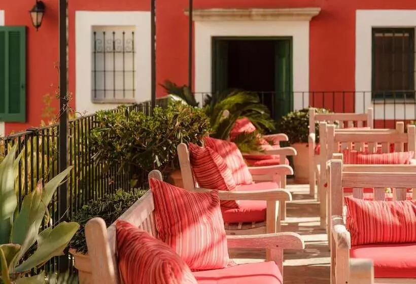 Отель Demeure Castel Brando Hôtel & Spa