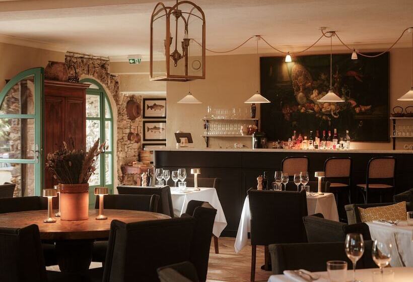 ホテル Demeure Castel Brando Hôtel & Spa