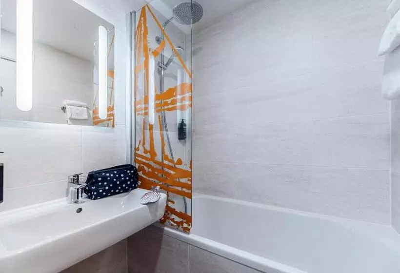 Отель Ibis Styles Ancenis Centre