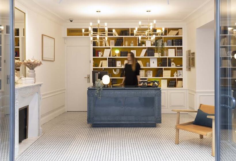 هتل Louvre Montana