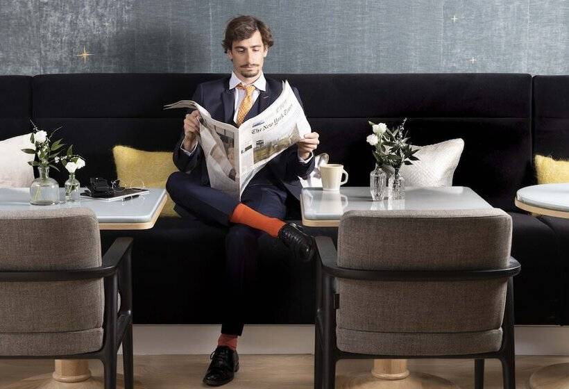 هتل Louvre Montana