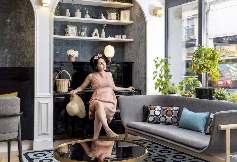 هتل Louvre Montana