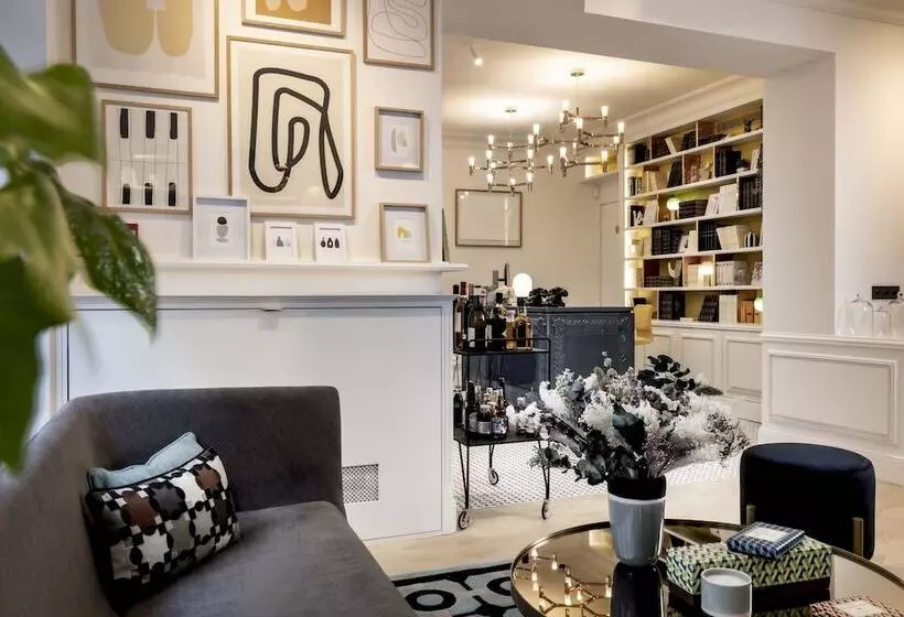 هتل Louvre Montana