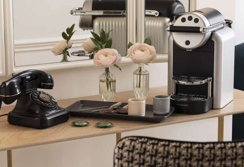 هتل Louvre Montana