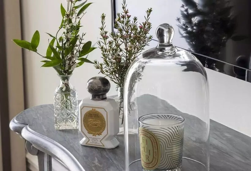 هتل Louvre Montana