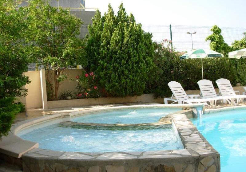 فندق The Originals Romans Sur Isère Le Clos Des Tanneurs