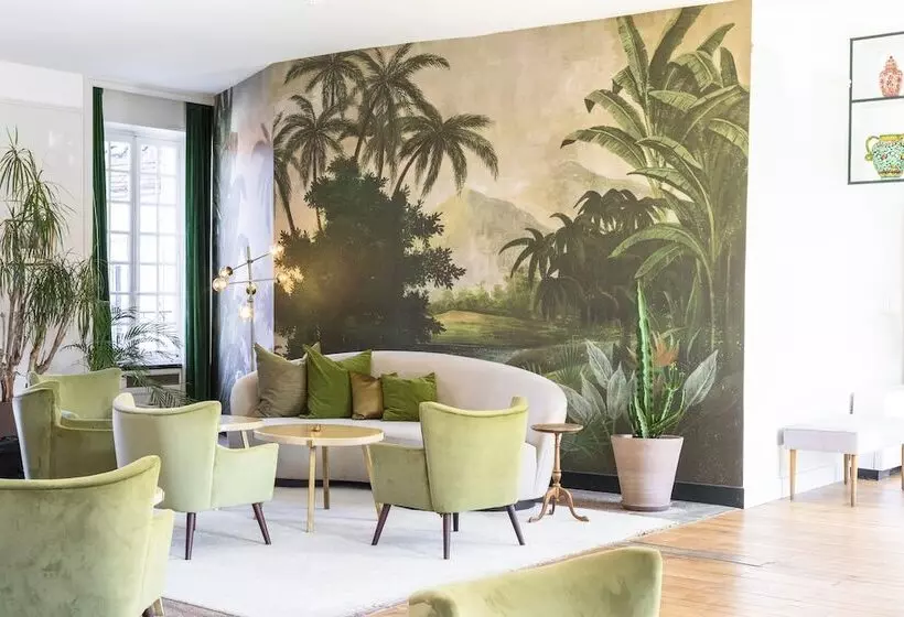 Отель Hôtel Restaurant De La Poste & Du Lion D Or