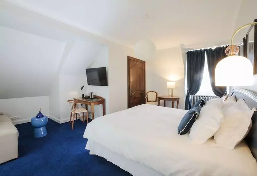 Отель Hôtel Restaurant De La Poste & Du Lion D Or