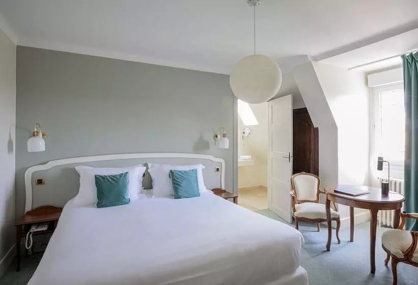 Отель Hôtel Restaurant De La Poste & Du Lion D Or