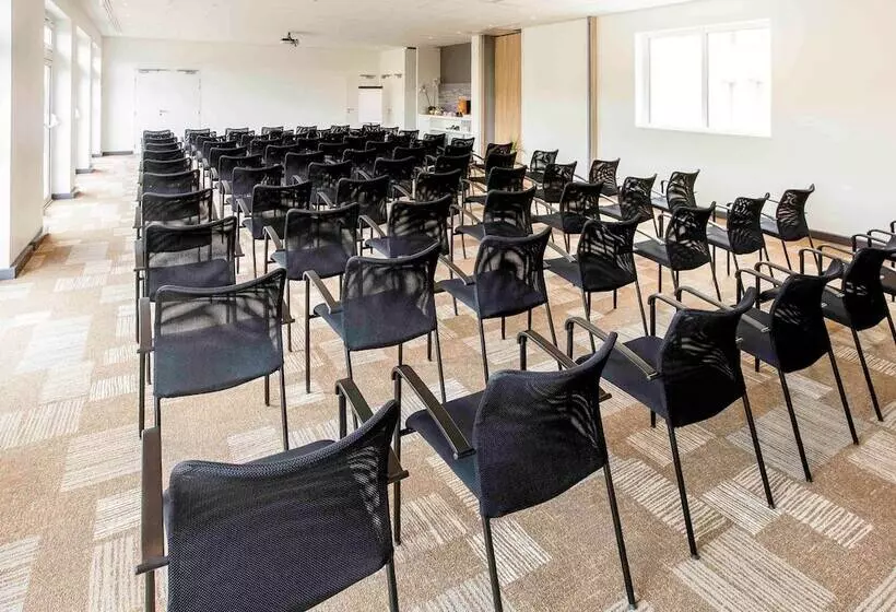 酒店 Ibis Cherbourg La Glacerie