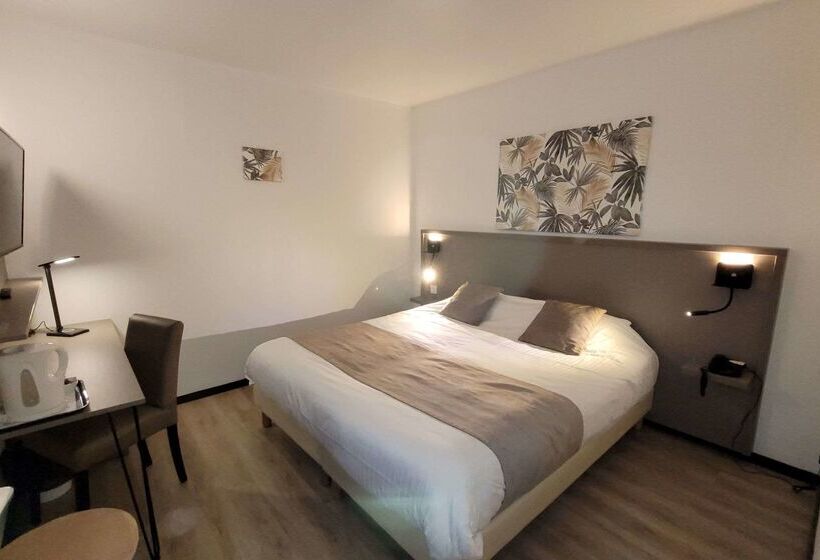 فندق Hôtel Le Valois, Cognac Centre