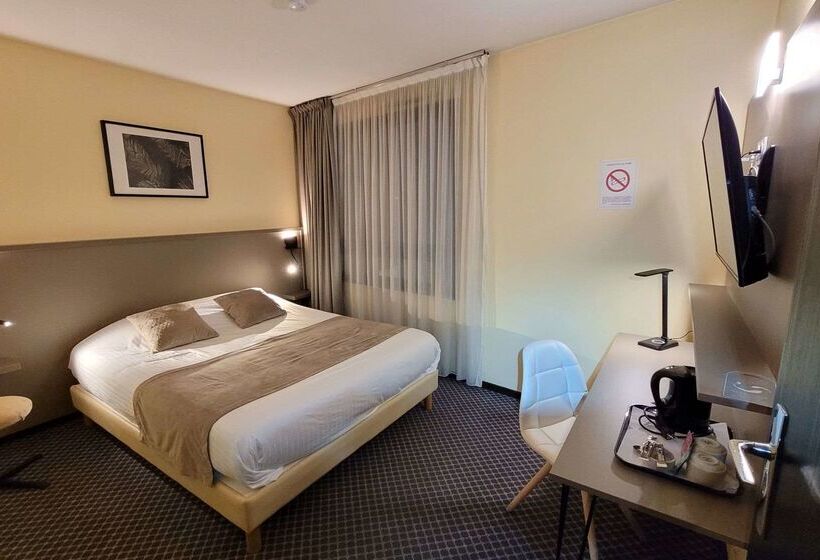 فندق Hôtel Le Valois, Cognac Centre