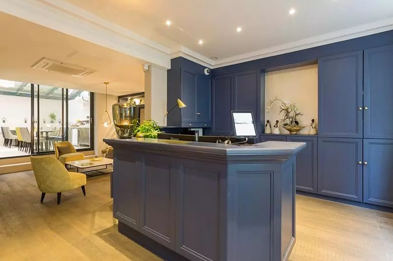 ホテル Logis Hôtel Jardin De Villiers