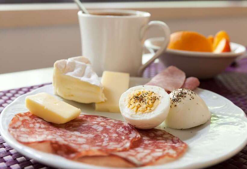 Le Sevigne   Sure Hotel Collection By Best Western