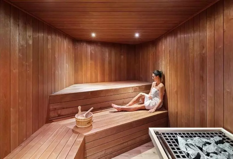 Отель Hôtel & Spa Le Maury, Vannes, The Originals Boutique