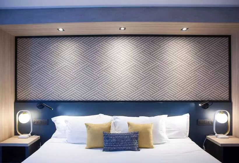 ホテル Best Western Plus Opera Batignolles