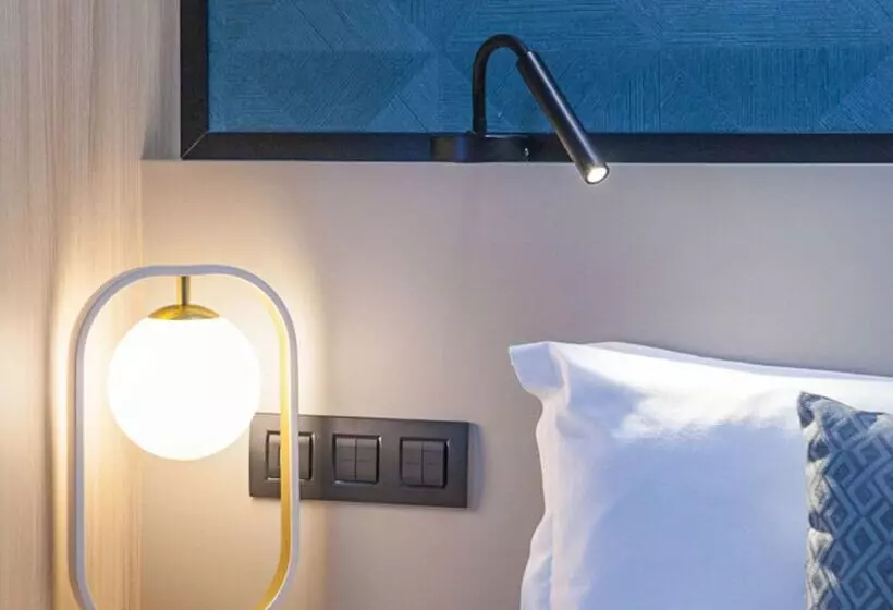 ホテル Best Western Plus Opera Batignolles