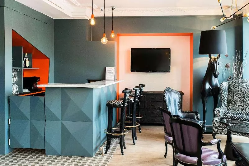 ホテル Best Western Plus Opera Batignolles